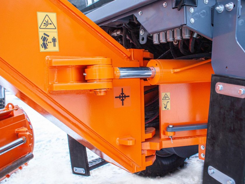 Автогрейдер DM-14.0 "Рыбинец"