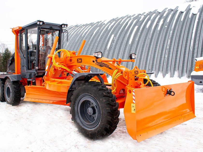 Автогрейдер DM-14.2 Рыбинец