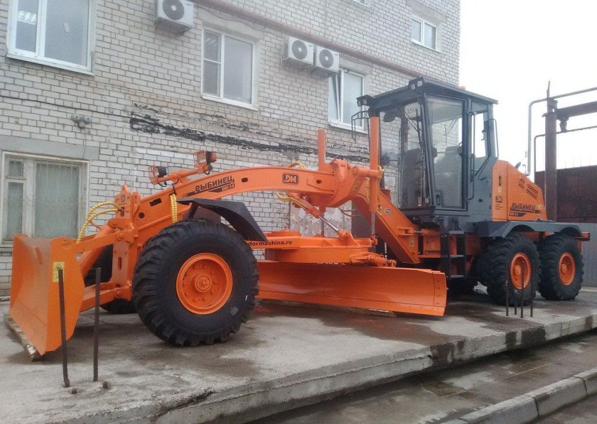 Автогрейдер DM-14 .1