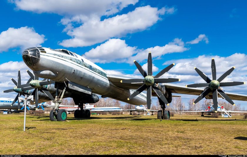 Ту 116 пассажирский самолёт