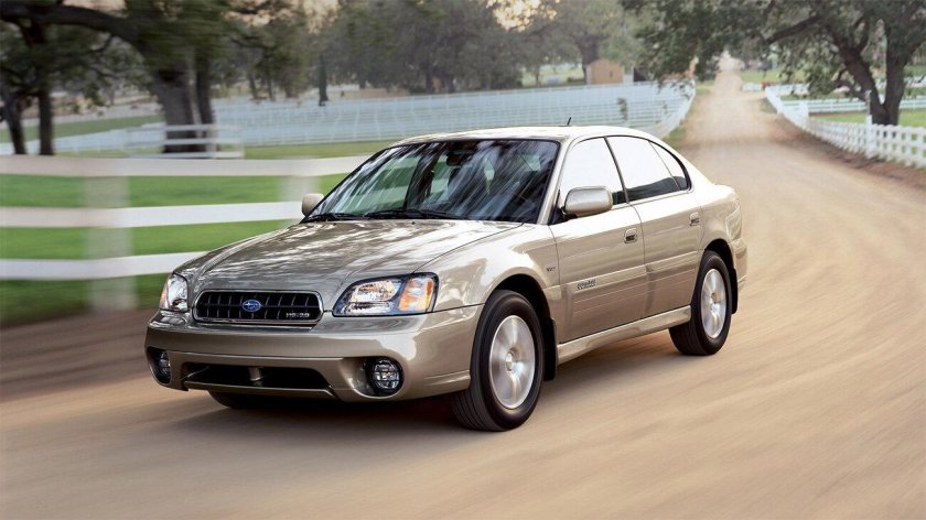 Subaru Outback 2000 седан