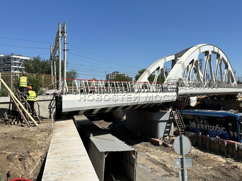 Путепровод железнодорожный мост