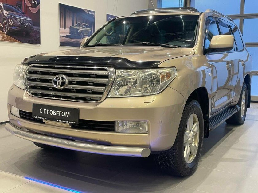 Toyota land cruiser 2011