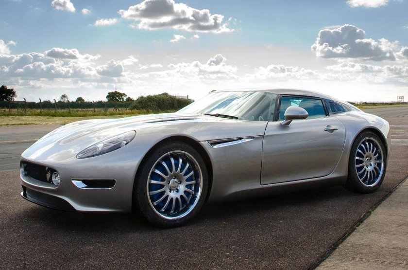 Lightning gt 2009 года