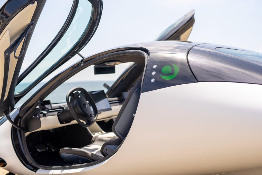 Aptera Motors электрокар