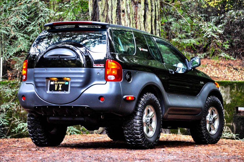 Джип Isuzu VEHICROSS