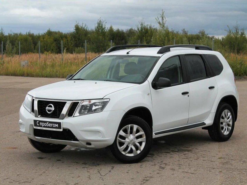 Ниссан Террано 2014
