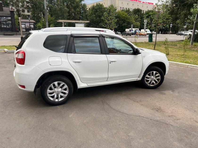 Ниссан террано 2017