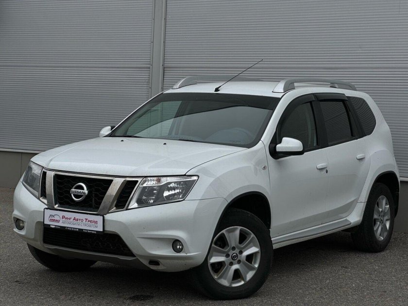Nissan Terrano 2014