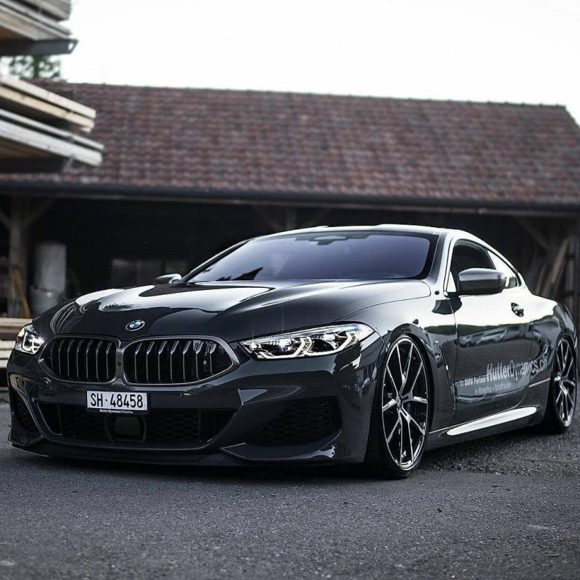 БМВ м8