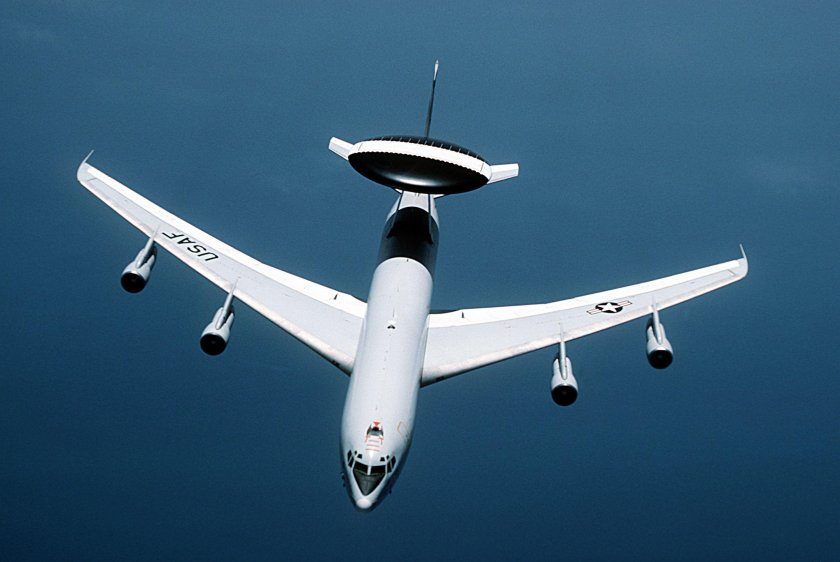Самолет AWACS E-3a Sentry