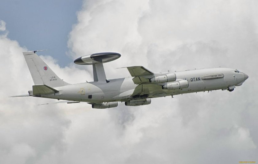 Самолет ДРЛО АВАКС