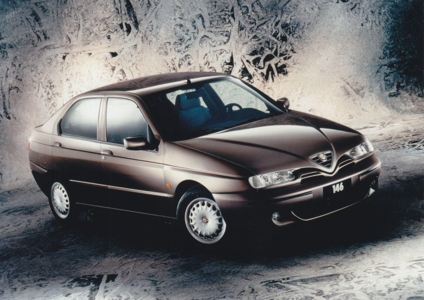 Alfa Romeo 146, 2000