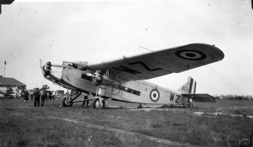 Ford Trimotor самолёт