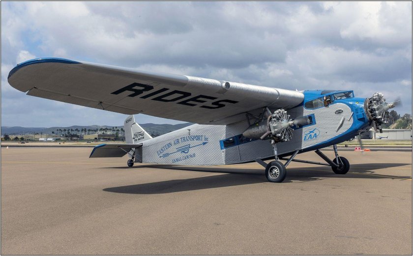 Ford Trimotor самолёт