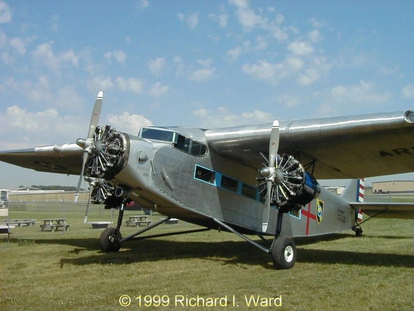Ford Trimotor самолёт