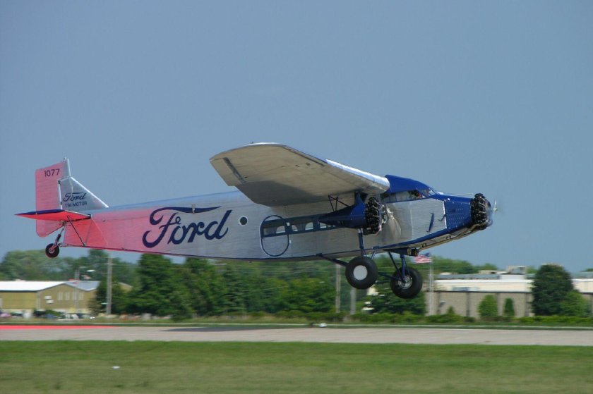 Форд тримотор самолет