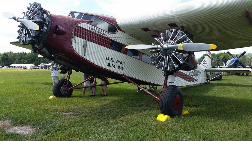 Ford Trimotor самолёт