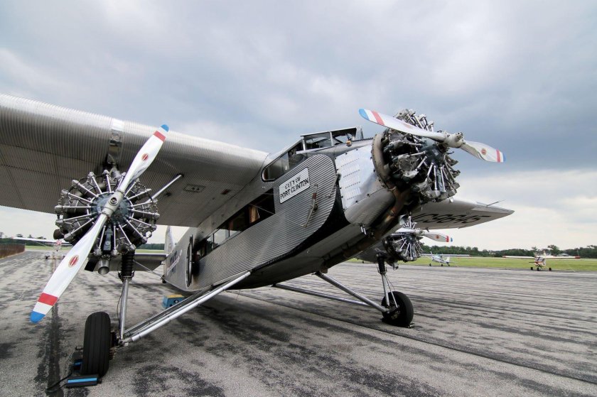 Форд тримотор