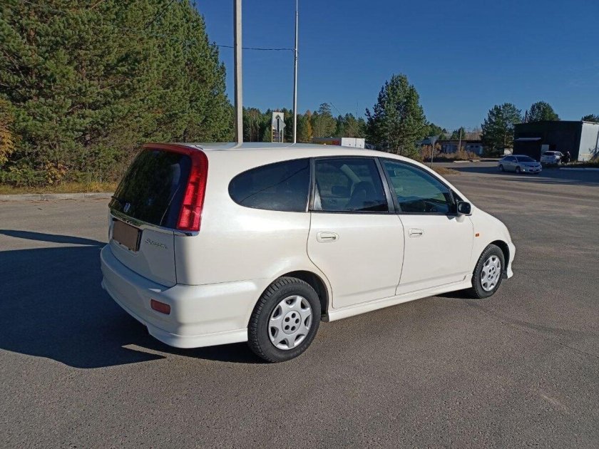 Хонда стрим 2001 2.0