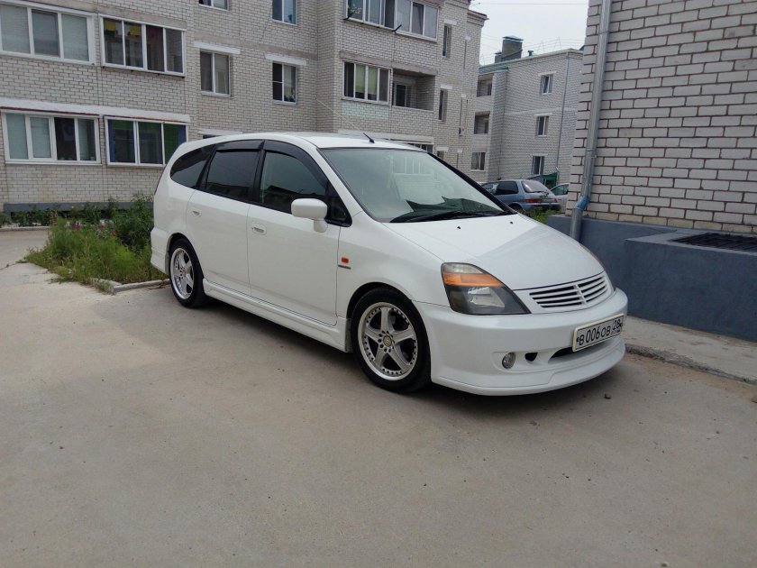 Honda Stream 2001 Tuning
