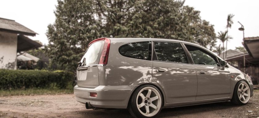 Honda Stream 2002 Tuning