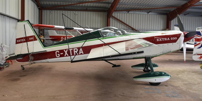 Extra EA-230