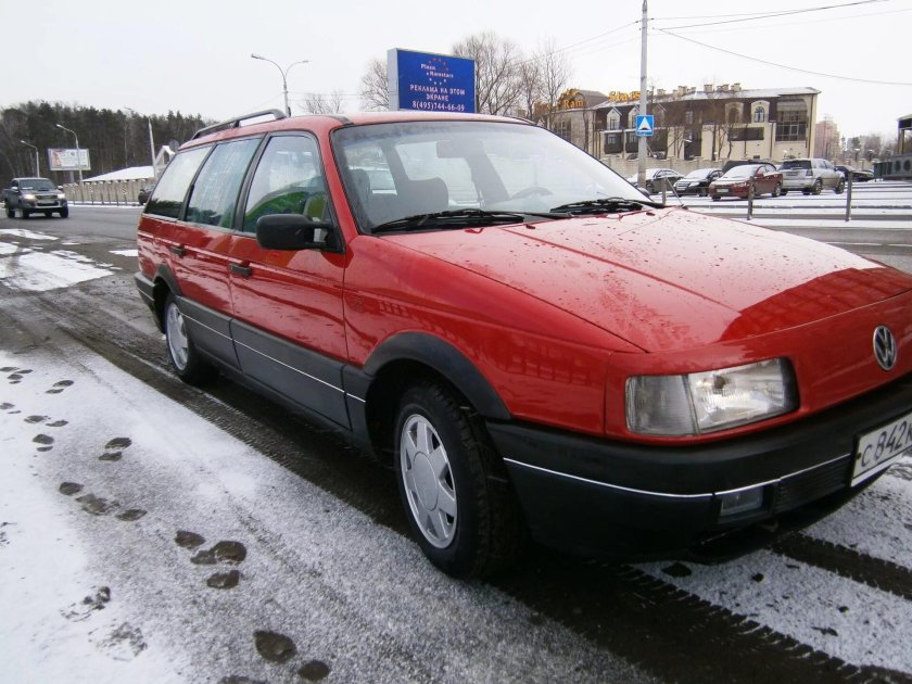 Passat b3 Red