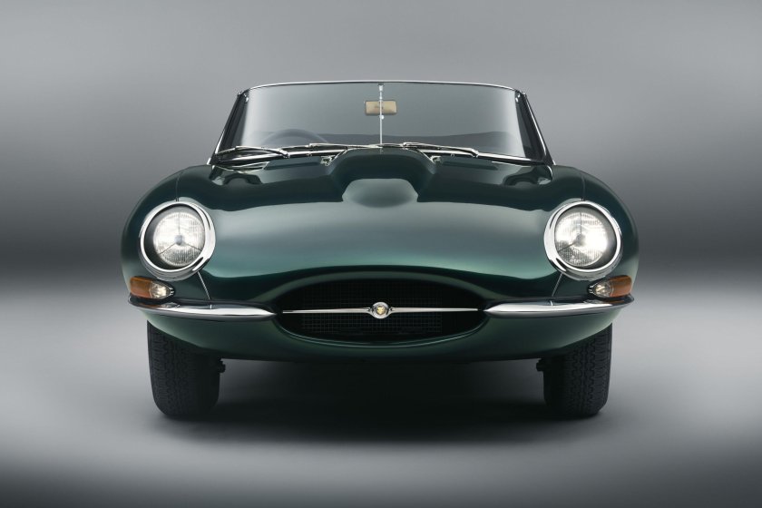 Jaguar e type roadster