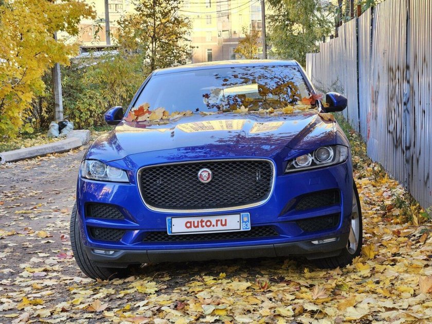 Jaguar f pace 2016