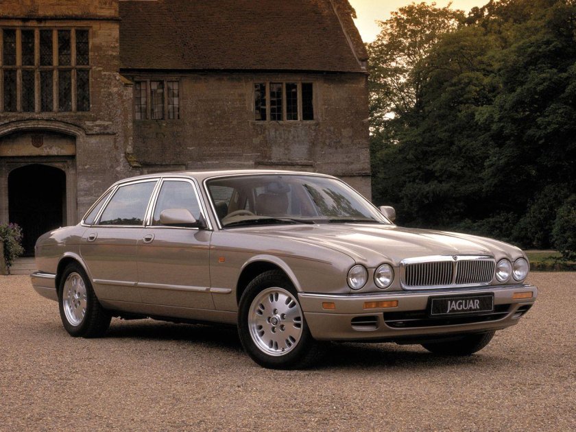 Jaguar XJ x300