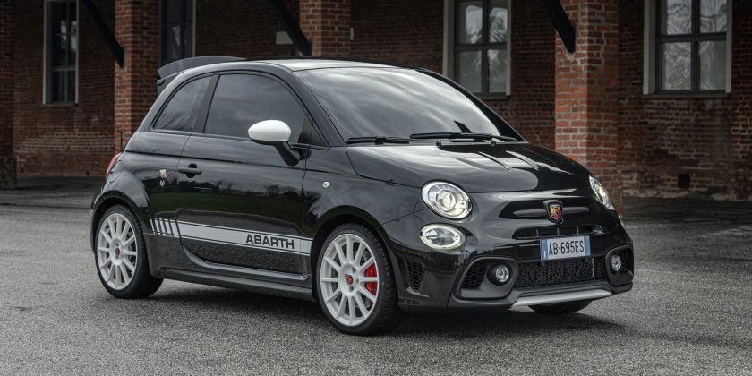 Fiat 500 Abarth 2021