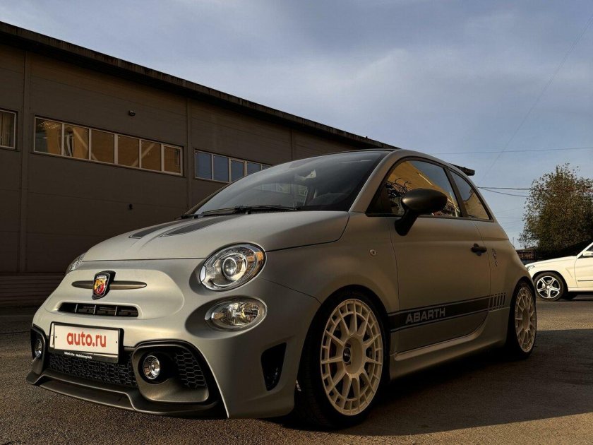 Abarth 595 competizione