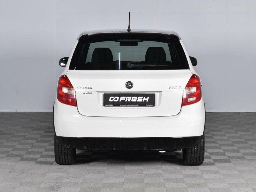 Шкода фабия 2014г