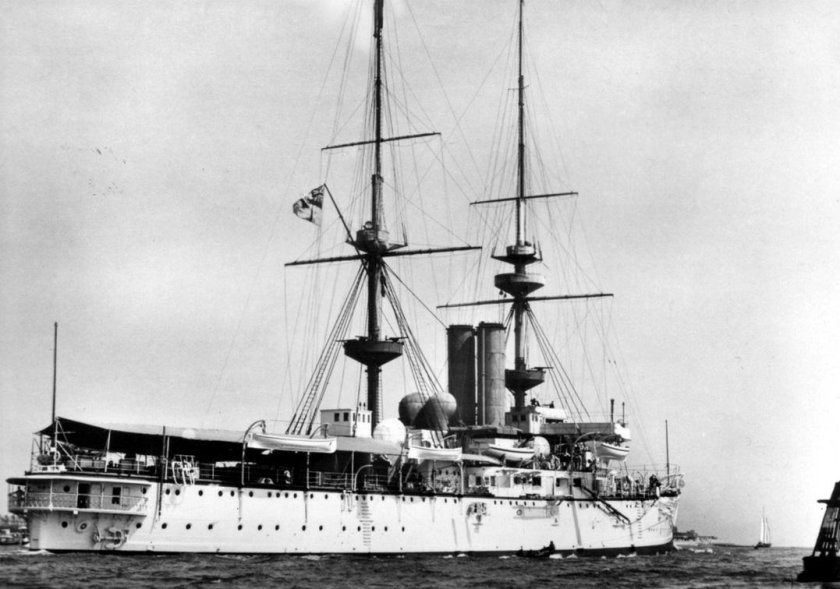 HMS renown 1895
