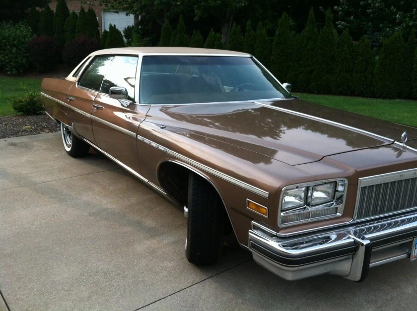 Buick Electra 1976