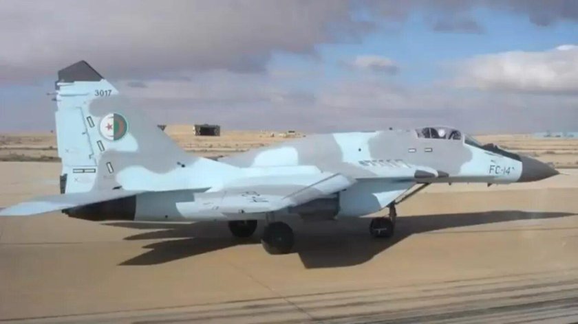 Миг-29смт в Алжире