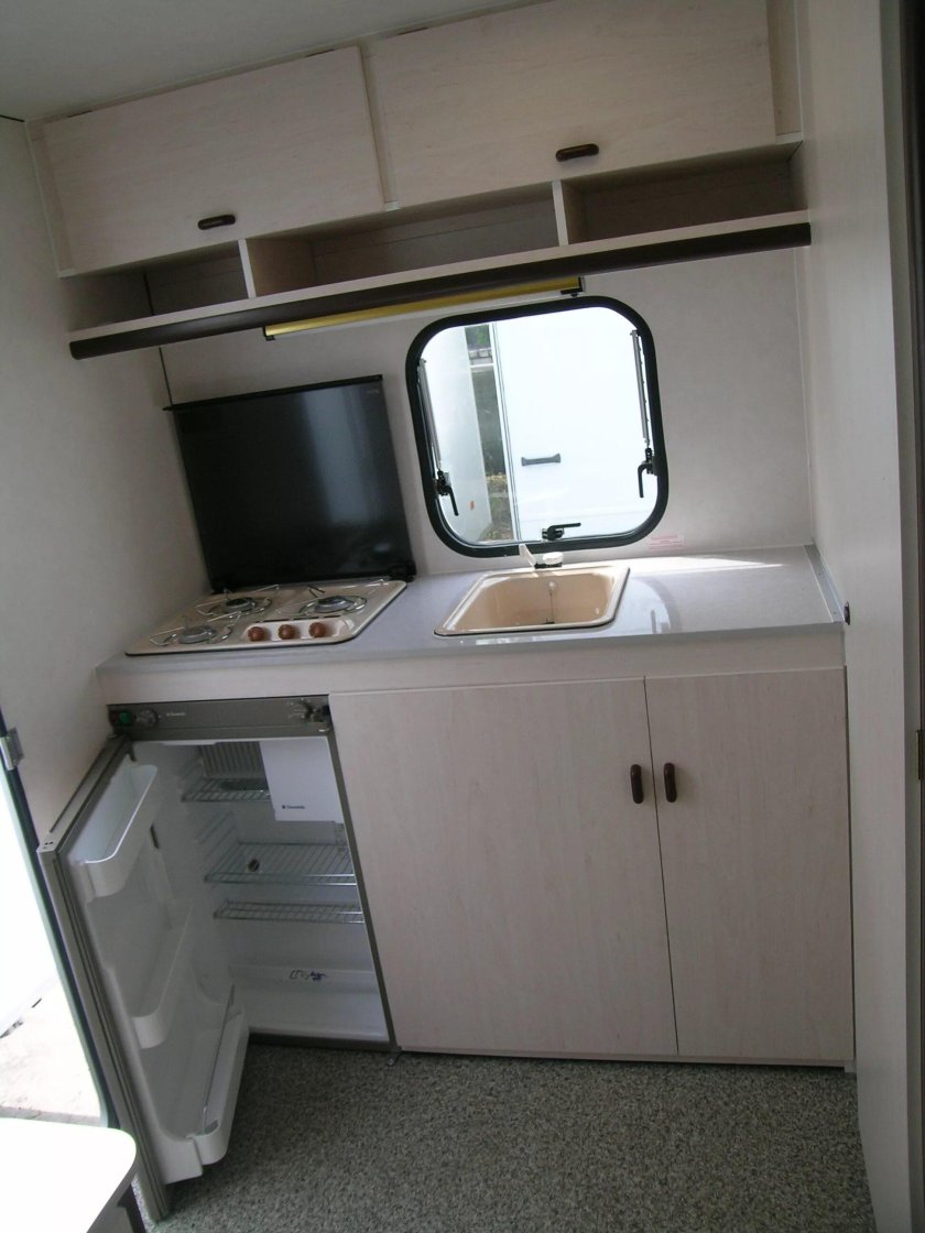 Прицеп-дача Купава 813310