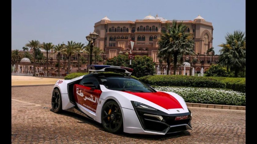 Lykan Hypersport полиции Дубая