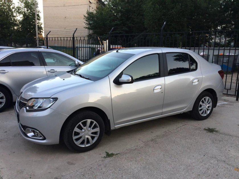 Рено Логан серая платина