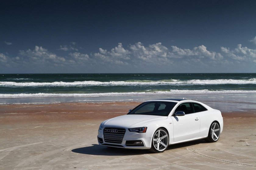 Ауди а7 белая