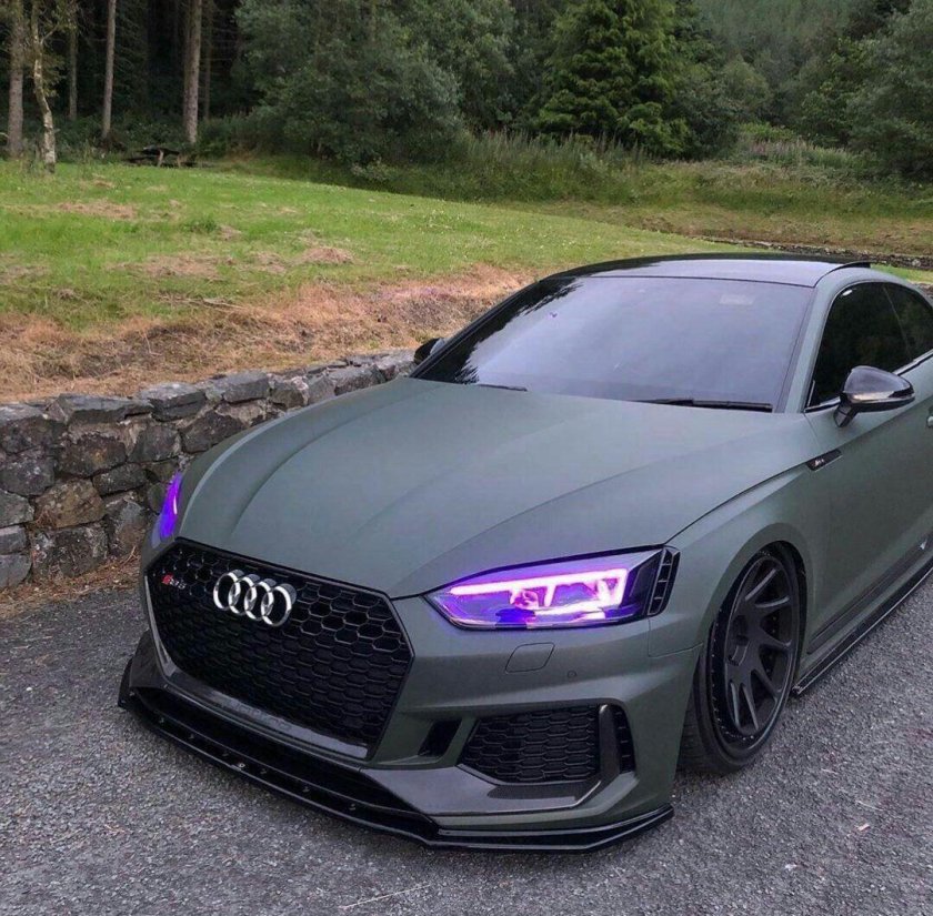 Audi rs5 матовая
