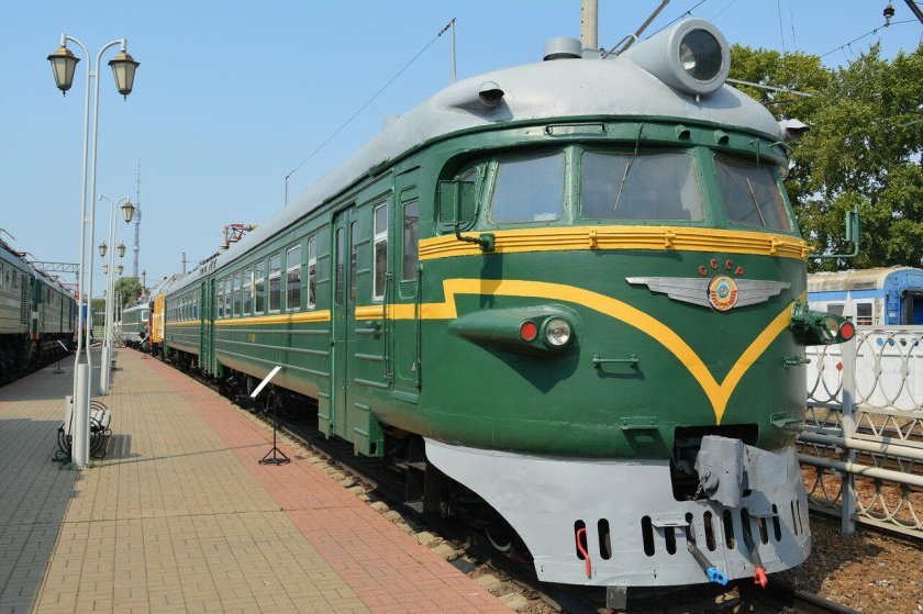 Эр7 электропоезд