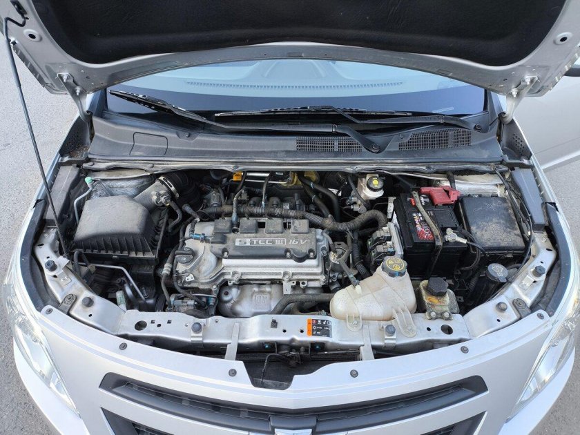 Chevrolet cobalt 2013