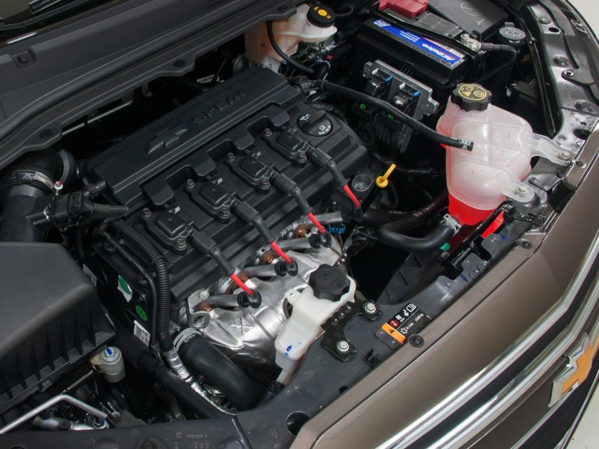 Chevrolet Cobalt под капотом