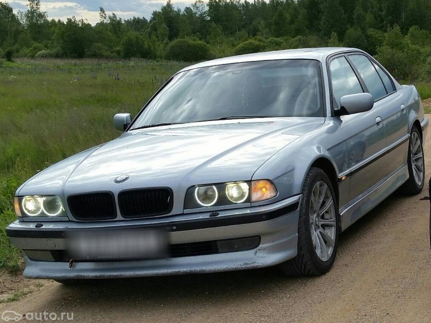 BMW 740i 1998