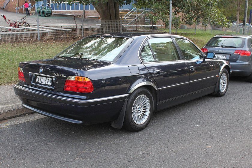 BMW e38 740il