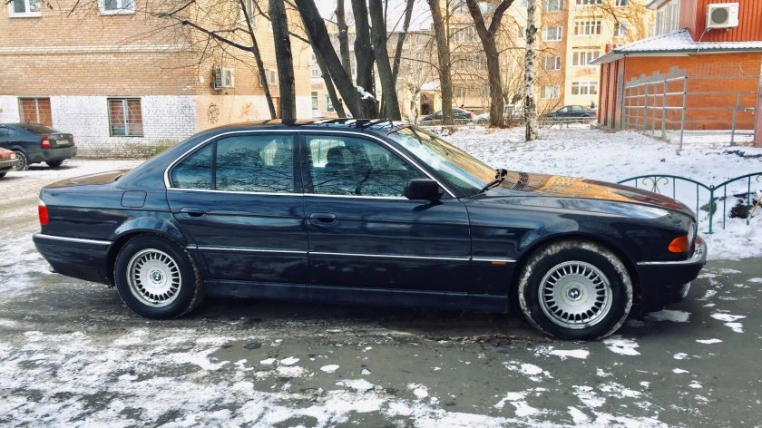 BMW 7 e38 1998