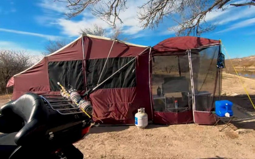 Путешествие на мотокемпере