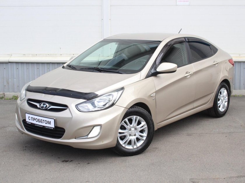 Hyundai solaris 2012